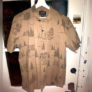 Smoky the bear button-down T-shirt size L
